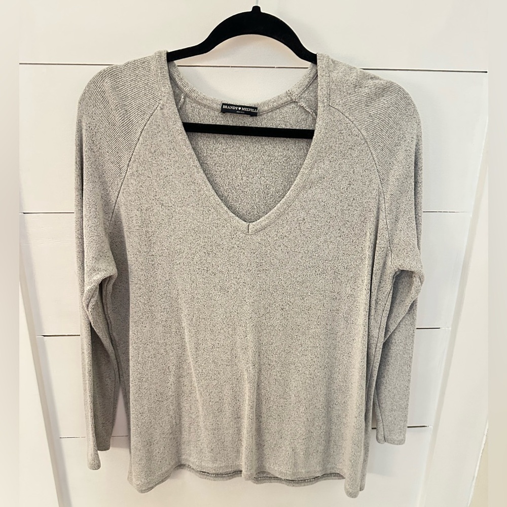 BRANDY MELVILLE OS Heathered Grey V Neck long sleeve woman tunic trendy casual